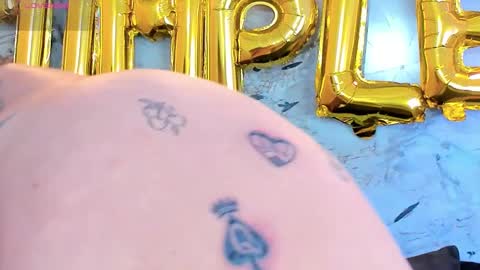 Violet  online show from September 2025 03:57:01 PM