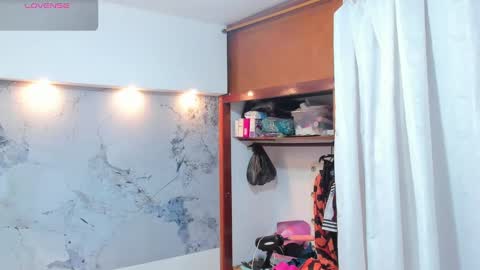 Violet  online show from October 2025 02:50:02 AM