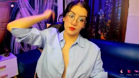     online show from February 2025 09:14:01 PM