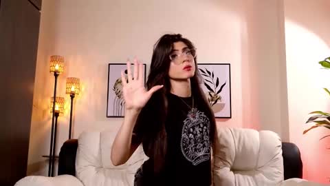 Violeta online show from February 2026 08:07:02 PM