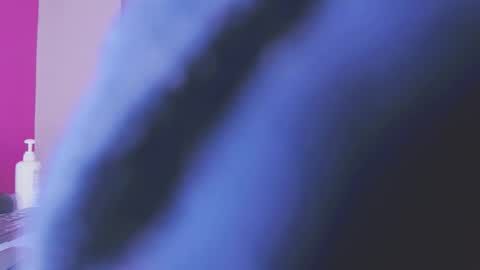 violeta london online show from November 2025 11:51:02 AM