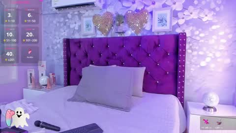 Snapshot of violeta_medina chatting on February 2025 03:29:02 AM violeta_medina online show from February 2025 03:29:02 AM