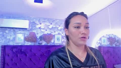 Snapshot of violeta_medina chatting on September 2025 11:21:01 AM violeta_medina online show from September 2025 11:21:01 AM