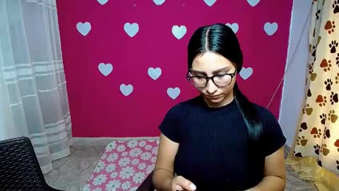 violeta_rouses online show from April 2026 07:43:01 PM