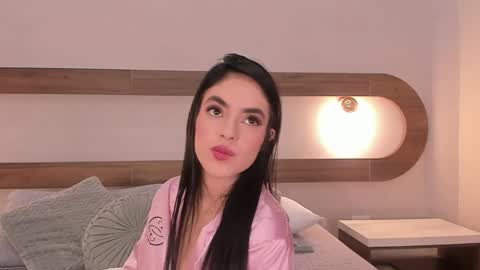 Violeta Sum online show from June 2026 12:54:02 PM
