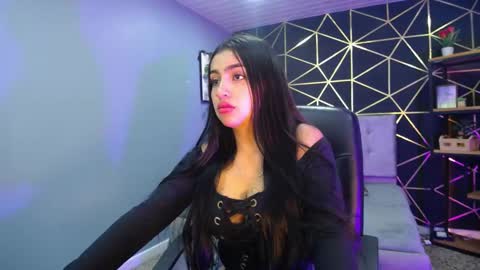 Snapshot of violeta_velle chatting on October 2025 01:53:02 PM violeta_velle online show from October 2025 01:53:02 PM