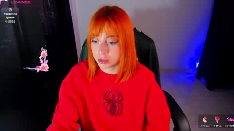 Snapshot of violetaarey chatting on July 2026 08:14:01 PM Violeta Help me reach 150 thumbs up online show from July 2026 08:14:01 PM