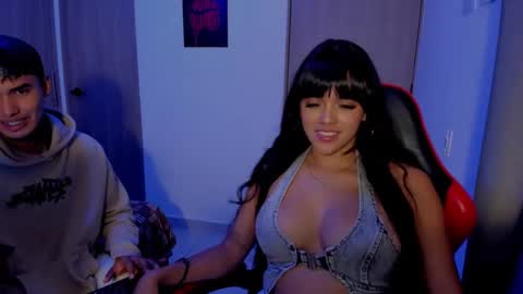 Violet and Austin online show from October 2025 03:37:02 AM