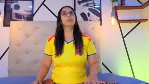 Snapshot of violetasimonz chatting on July 2026 09:43:02 PM violeta simonz online show from July 2026 09:43:02 PM