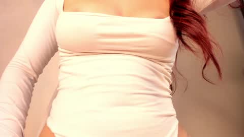 Violet online show from April 2026 07:07:02 PM