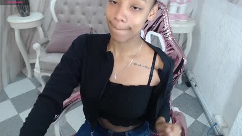 Snapshot of violeth_b chatting on December 2024 12:41:01 PM violeth_b online show from December 2024 12:41:01 PM