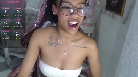 Snapshot of violeth_b chatting on January 2025 06:47:01 PM violeth_b online show from January 2025 06:47:01 PM