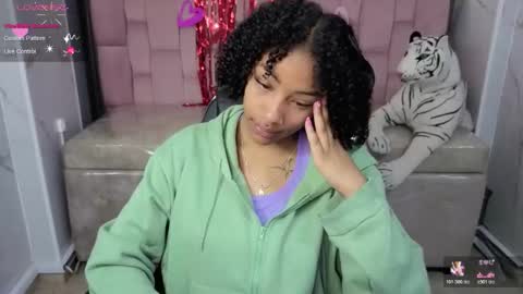 Snapshot of violeth_b chatting on February 2026 12:48:02 PM violeth_b online show from February 2026 12:48:02 PM