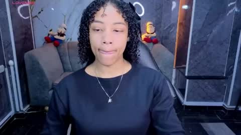 violeth_b online show from April 2026 01:05:01 PM