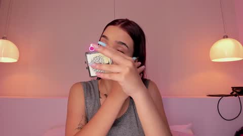 Violeth Hill online show from December 2024 07:18:02 PM