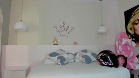 Violeth Hill online show from January 2025 03:26:01 AM