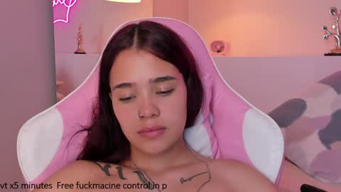 Violeth Hill online show from January 2025 08:51:02 AM