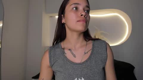 Violeth Hill online show from February 2025 04:09:02 AM