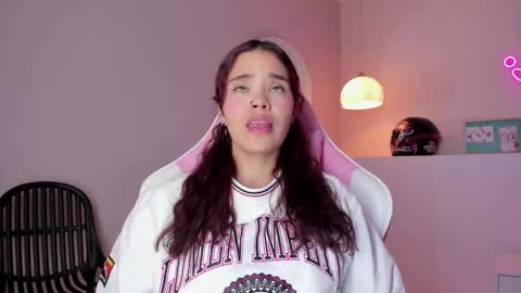 Violeth Hill online show from February 2025 05:09:01 AM