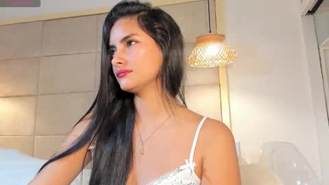 violeth online show from September 2025 08:02:01 PM