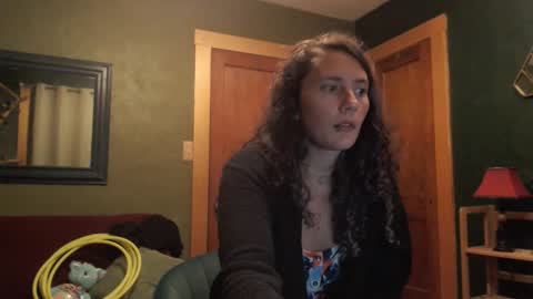 Violet Hooper online show from February 2026 06:21:02 AM