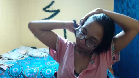 Snapshot of violetsexhot999 chatting on December 2024 08:09:01 AM Violet777 online show from December 2024 08:09:01 AM