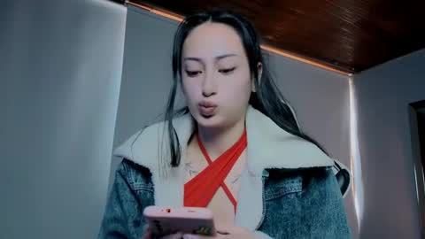 violetskinny online show from May 2026 07:12:01 PM
