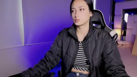 violetskinny online show from June 2026 07:08:02 PM