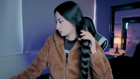 violetskinny online show from June 2026 07:09:02 PM
