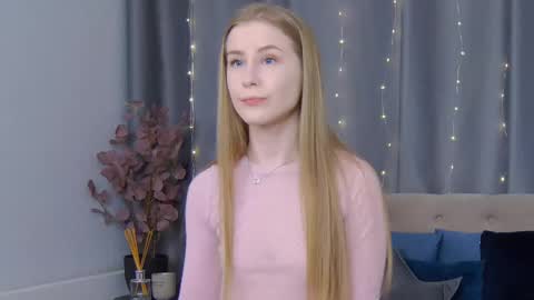 VioletSwone online show from February 2025 11:59:02 AM