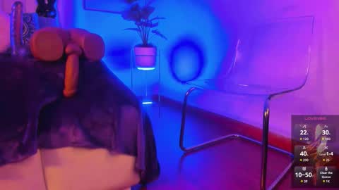 Violett  online show from November 2025 12:05:02 PM