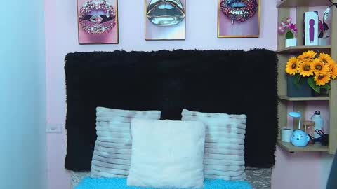 Violeta froz online show from October 2025 07:24:01 PM