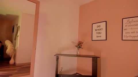 Snapshot of violetta_bold chatting on September 2025 11:54:01 AM violetta_bold online show from September 2025 11:54:01 AM