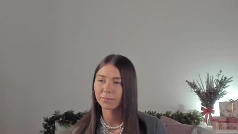 violetta_finch online show from December 2024 08:24:01 AM