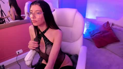 Violetta nur online show from March 2025 09:45:02 PM