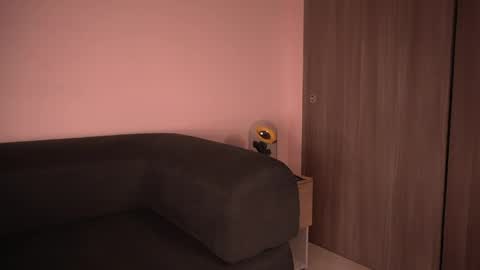 violetta independent model online show from April 2026 03:06:02 AM