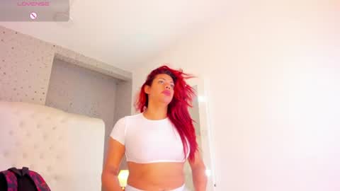 Snapshot of violettaanaughty chatting on June 2026 11:51:02 AM Violet online show from June 2026 11:51:02 AM