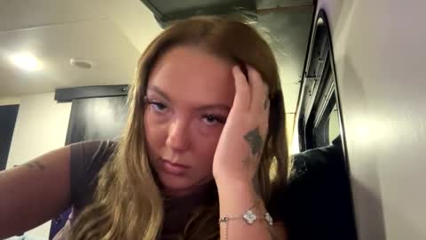 Violet Blake online show from September 2025 01:40:02 AM