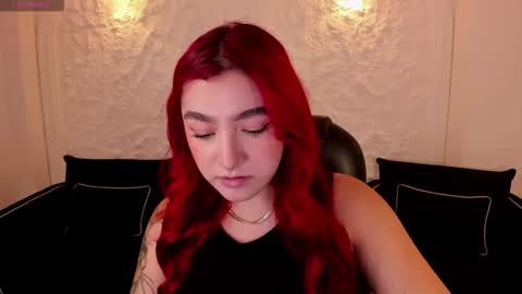 Violett Castel online show from October 2025 04:50:01 PM