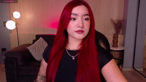 Violett Castel online show from December 2025 07:11:01 PM