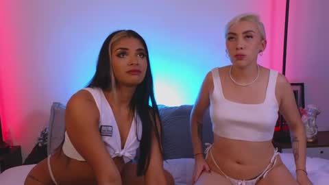 Violet online show from February 2025 02:07:01 AM