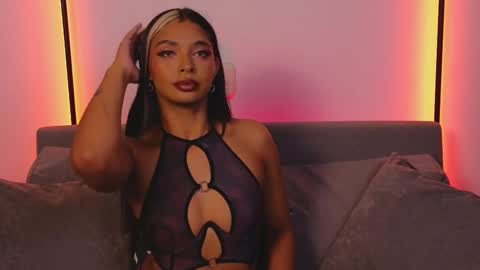 Violet online show from March 2025 01:26:02 AM