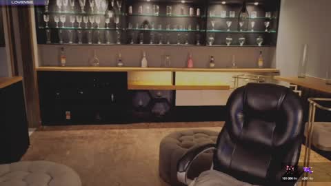 Violett  online show from February 2025 01:38:01 AM