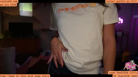 follow me on twitter violishh and ig violishh  online show from November 2025 01:04:02 AM