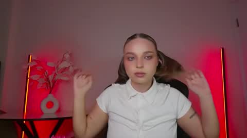 Violla online show from December 2025 10:30:01 AM