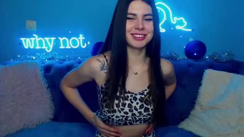 viollinalv online show from December 2024 05:47:01 AM