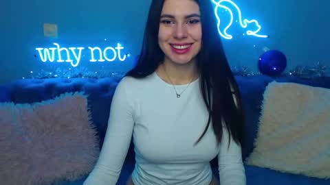 viollinalv online show from December 2024 05:45:02 AM