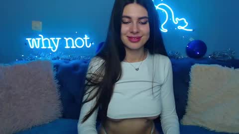 viollinalv online show from December 2024 08:49:02 AM