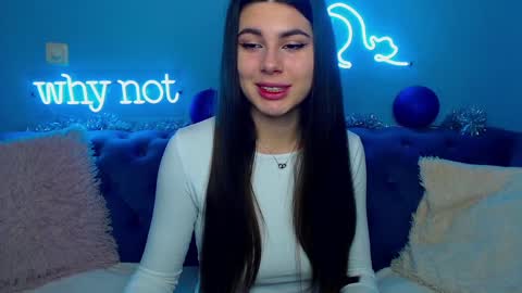 viollinalv online show from January 2025 05:41:02 AM