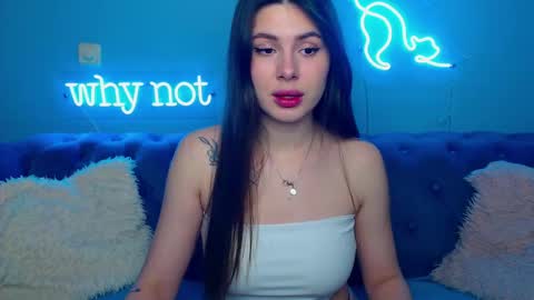 viollinalv online show from March 2026 05:42:01 AM